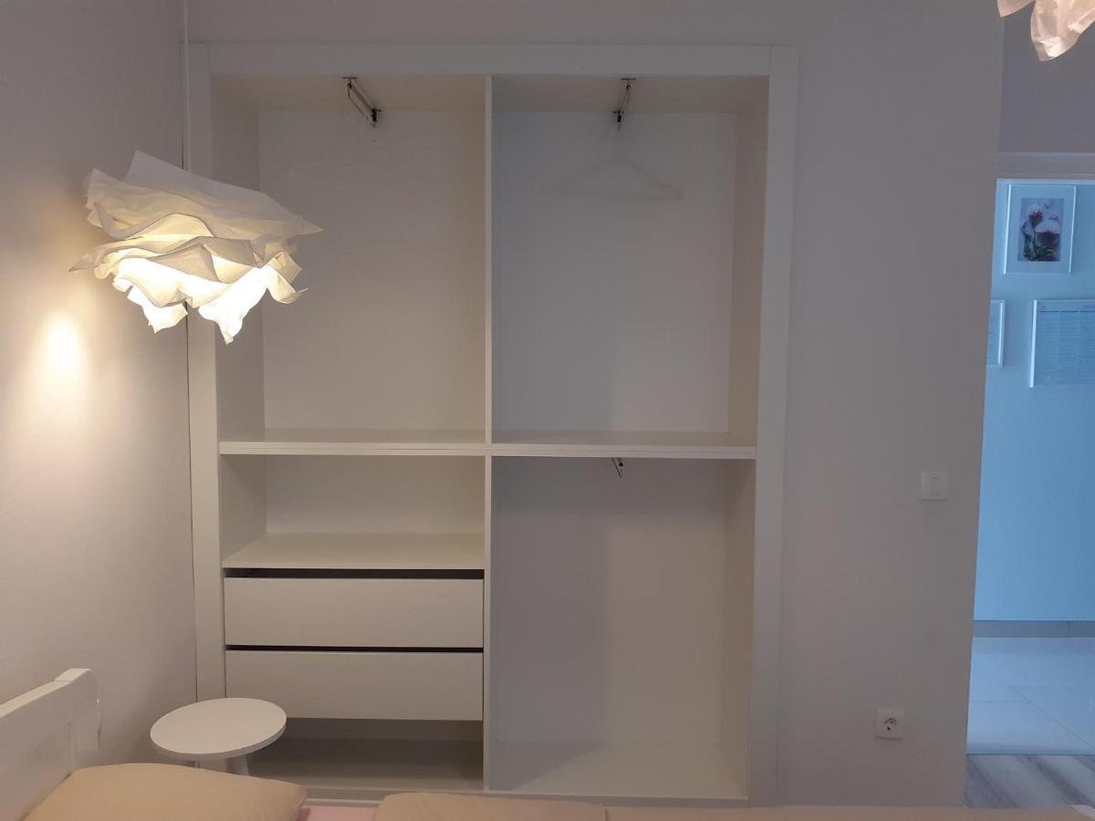 Apartment Vesel Malinska Exteriör bild