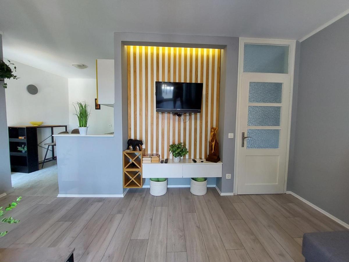 Apartment Vesel Malinska Exteriör bild